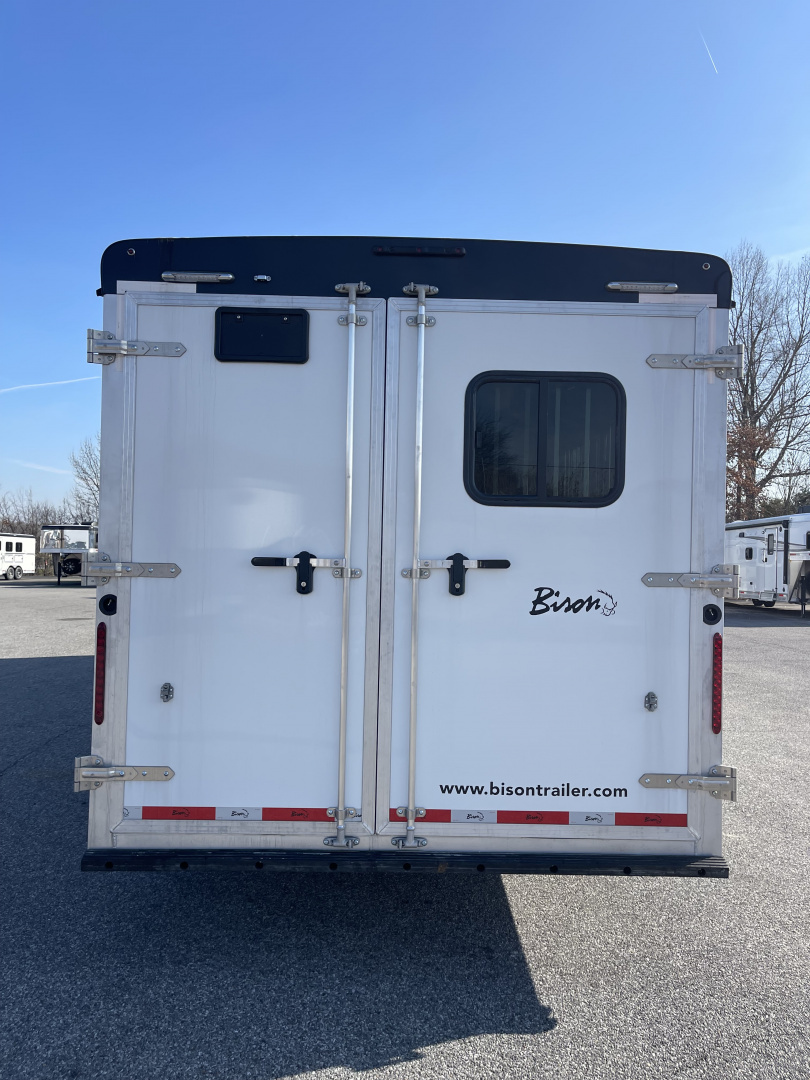 New 2026 Bison Trailers SV8311B Horse Trailer
