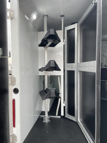 New 2026 Bison Trailers SV8311B Horse Trailer