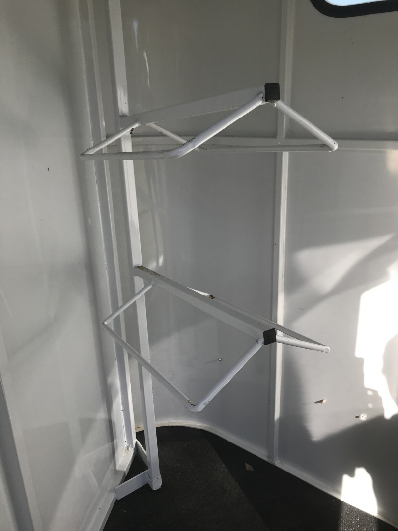 Used 2022 Bee 2 Horse Durango W/DR Horse Trailer