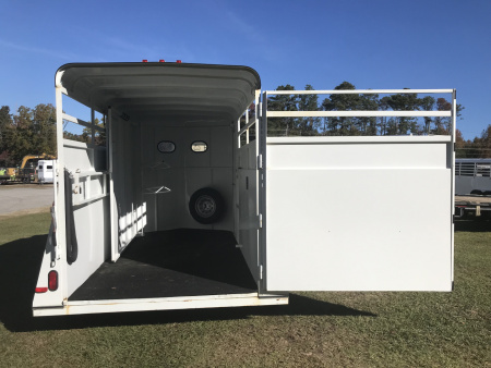 Used 2022 Bee 2 Horse Durango W/DR Horse Trailer