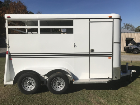 Used 2022 Bee 2 Horse Durango W/DR Horse Trailer