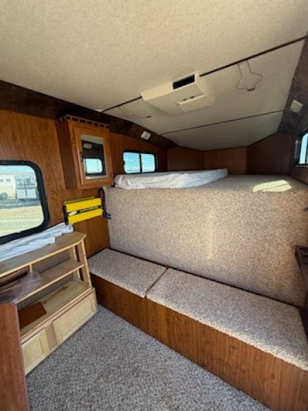 Used 2009 Trails West CLASSIC II 2H GN Horse Trailer