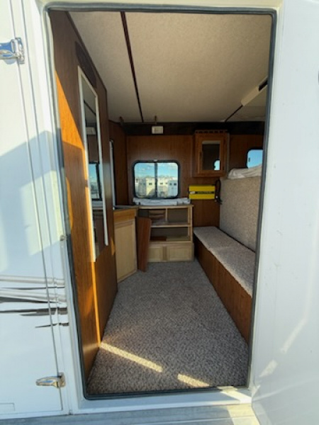 Used 2009 Trails West CLASSIC II 2H GN Horse Trailer