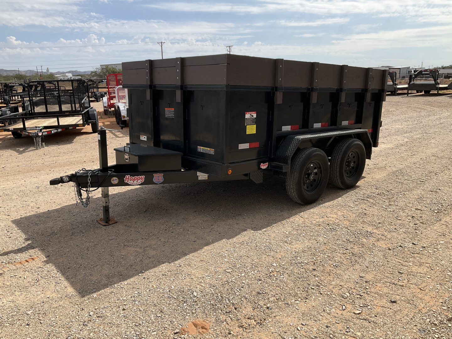 Used 2025 Chuy's 72"x10' Dump w/ 36" Sides