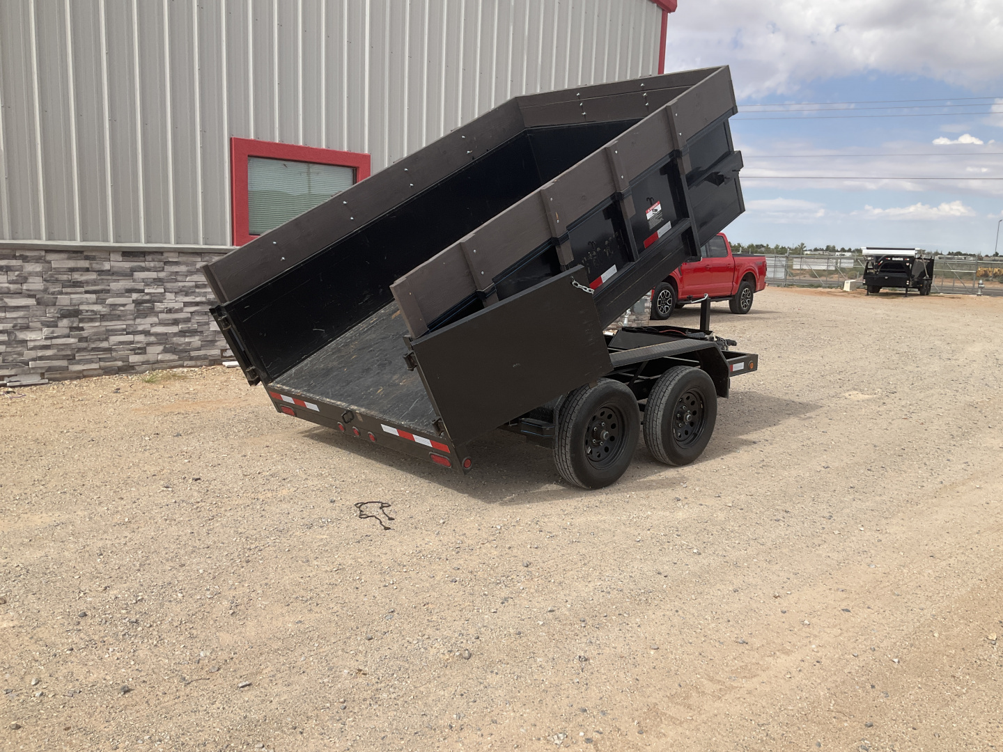 Used 2025 Chuy's 72"x10' Dump w/ 36" Sides