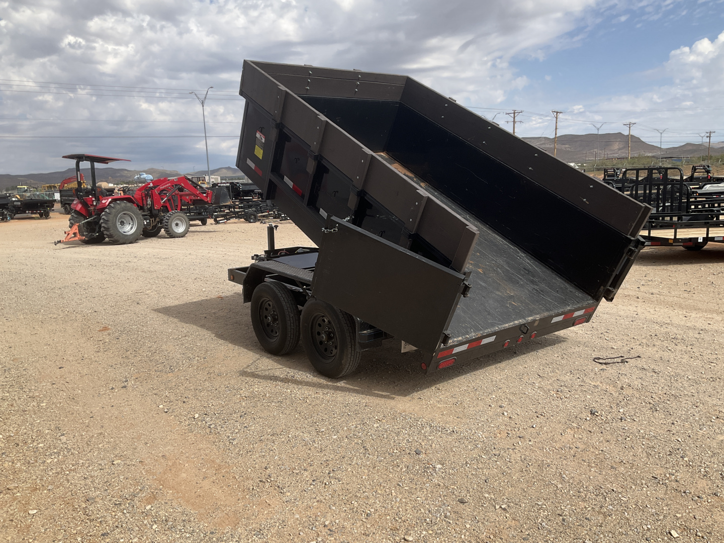 Used 2025 Chuy's 72"x10' Dump w/ 36" Sides