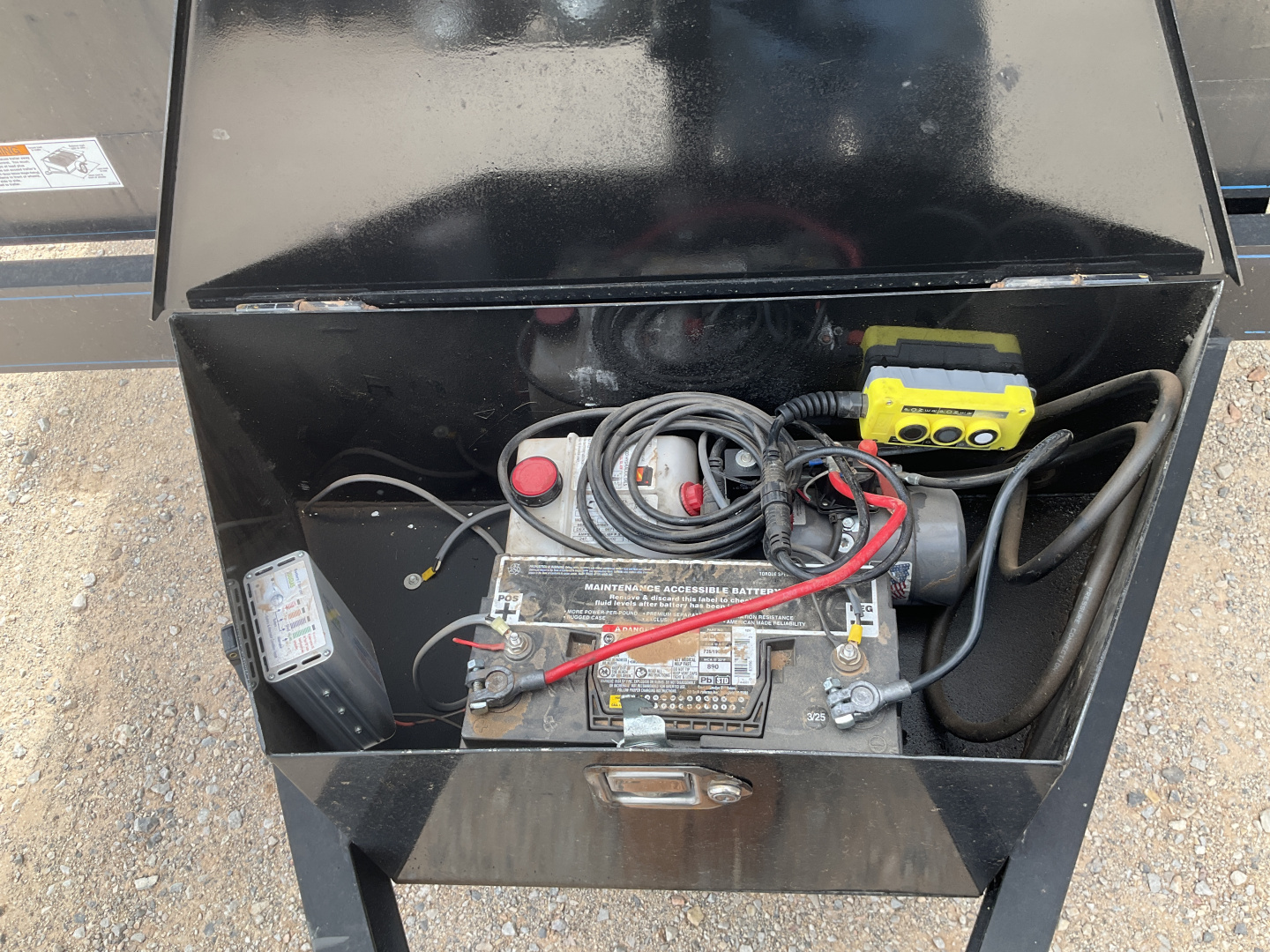 Used 2025 Chuy's 72"x10' Dump w/ 36" Sides