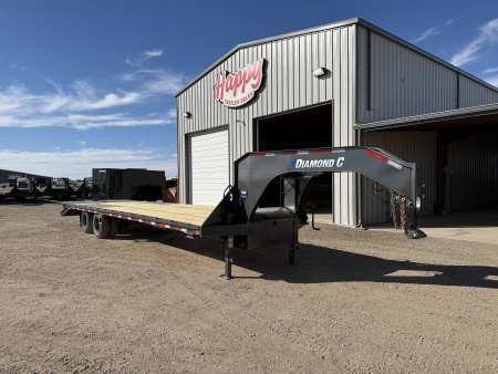 New 2026 Diamond C 102 x32' Engineered Beam FMAX212 w/ Max Ramps