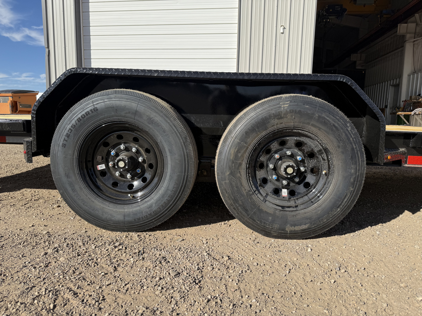 New 2026 Diamond C 82"x24' BP Baseline HD Tilt - HTL208