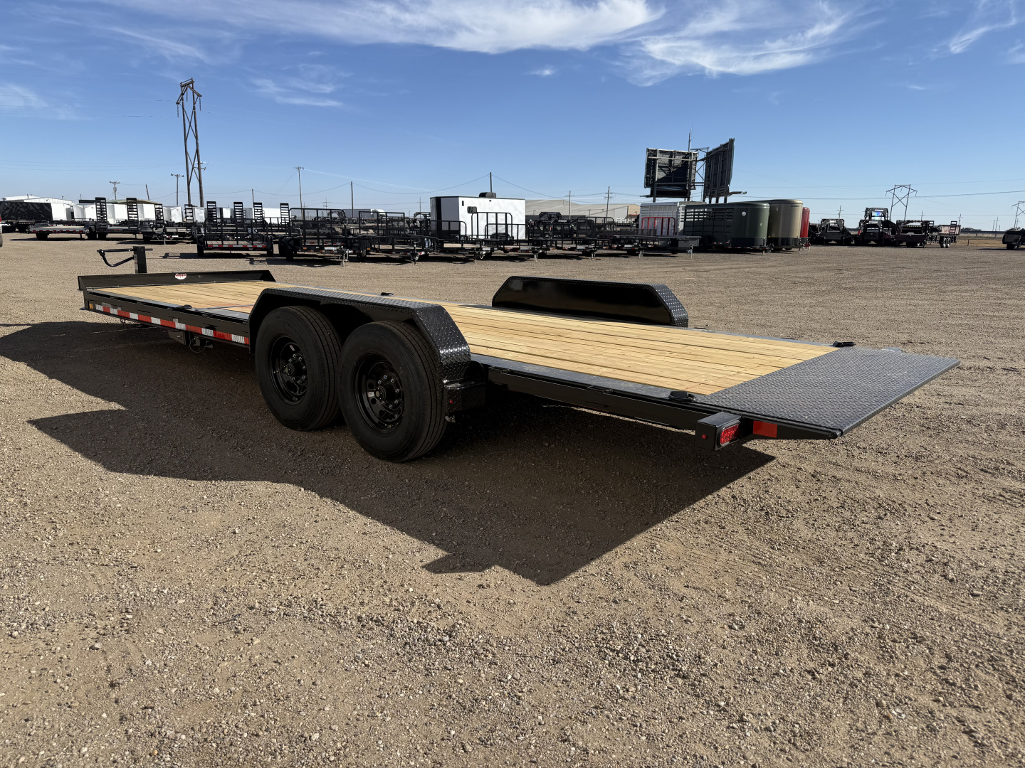 New 2026 Diamond C 82"x24' BP Baseline HD Tilt - HTL208