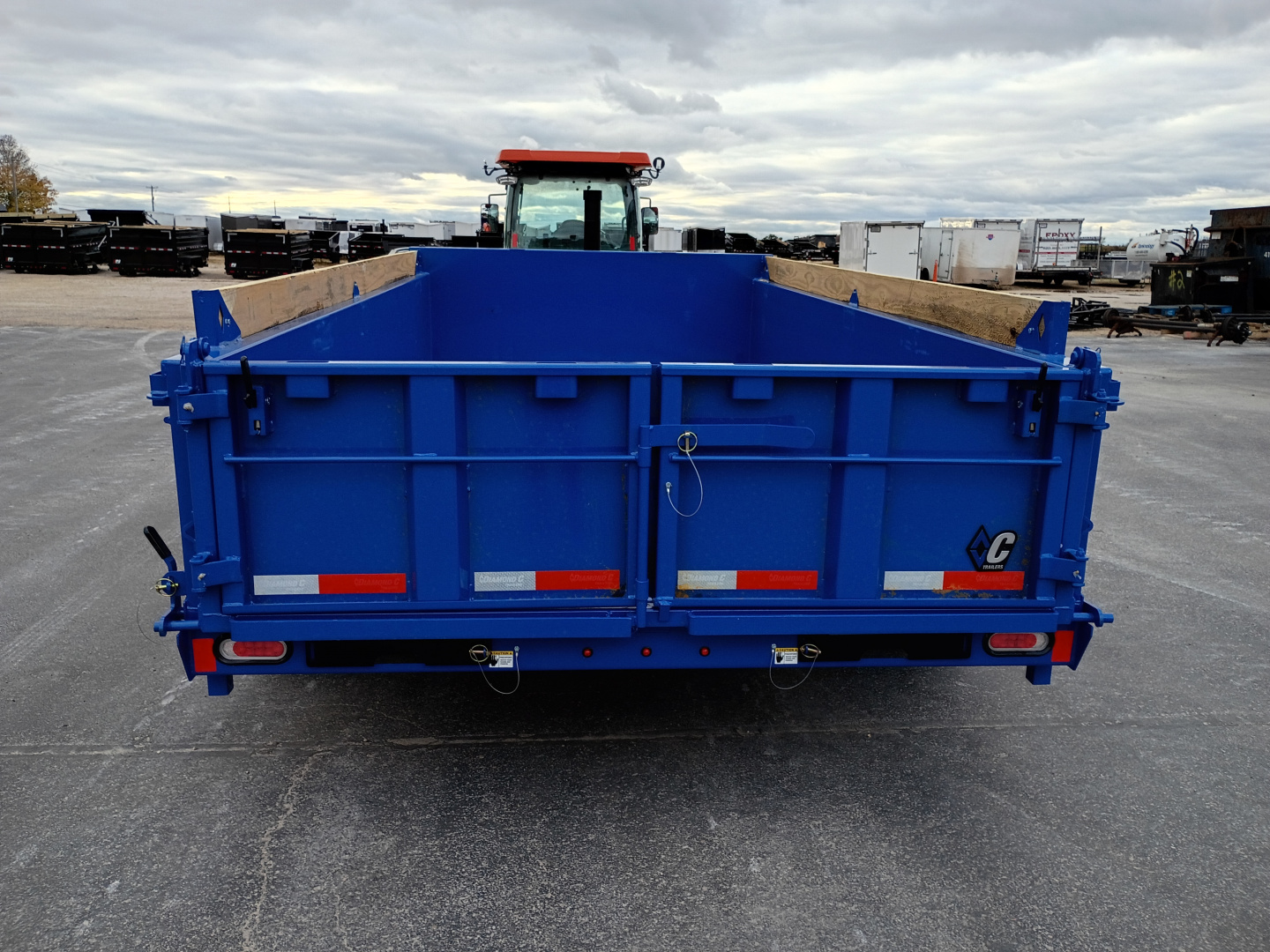 New 2026 Diamond C Trailers LPT207 14X82