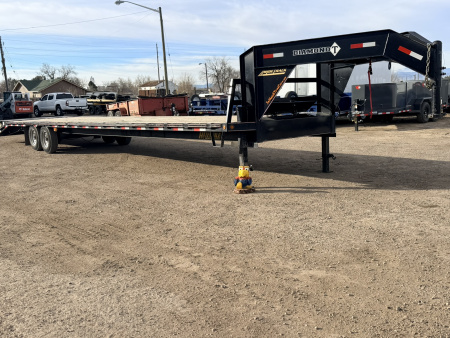 Used 2022 Diamond T 8.5-35+5DeckOverGooseNeckMAXX