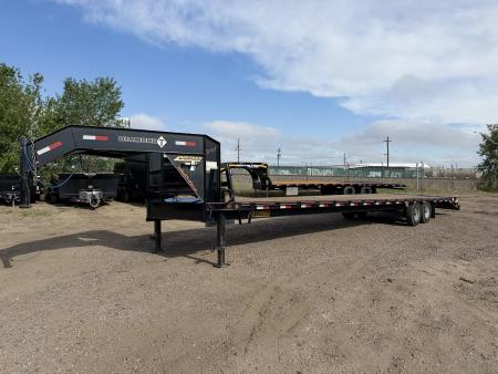Used 2022 Diamond T 8.5-35+5Deck Over Goose Neck w/ MAXX RAMPS