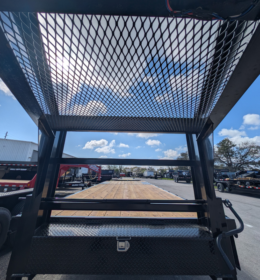 New 2025 Down 2 Earth Trailers DTE828GNDO7B Deckover Trailer