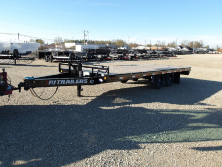 New 2026 PJ Trailers F8202 Deckover Trailer