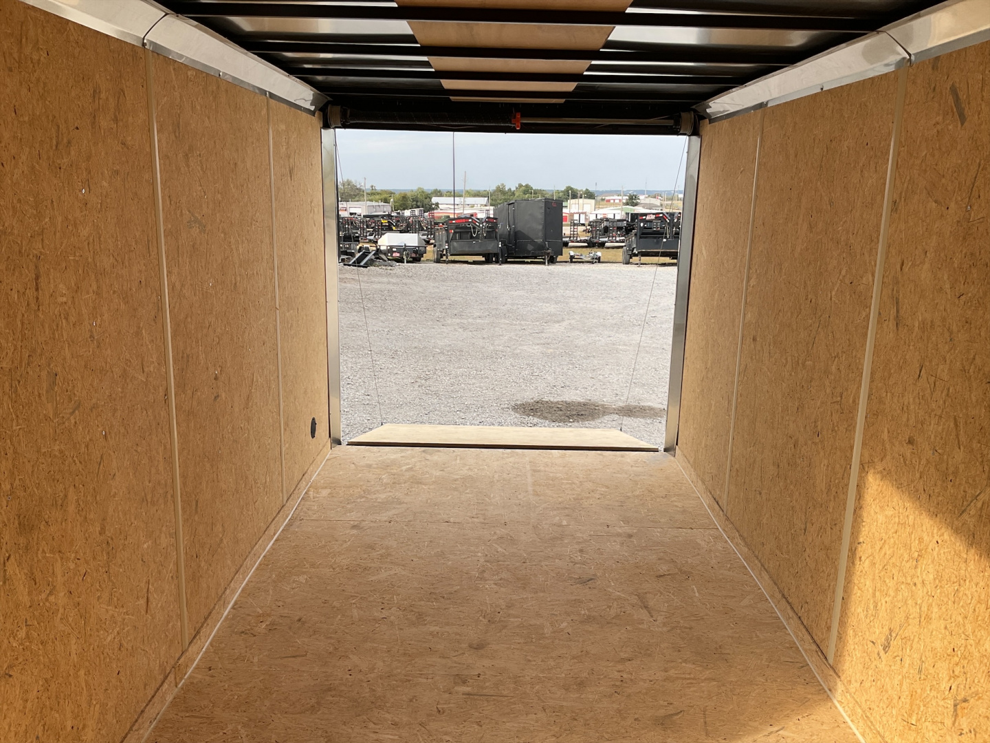 New 2026 Look 7'x16' Enclosed Cargo Trailer - ST DLX