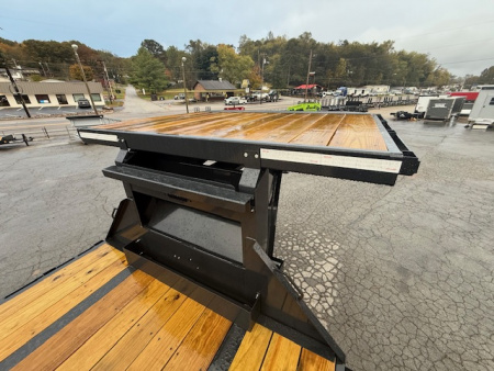 New 2026 Hillcrest Trailers 20+12 HYD DOVE 25.9K Equipment Trailer