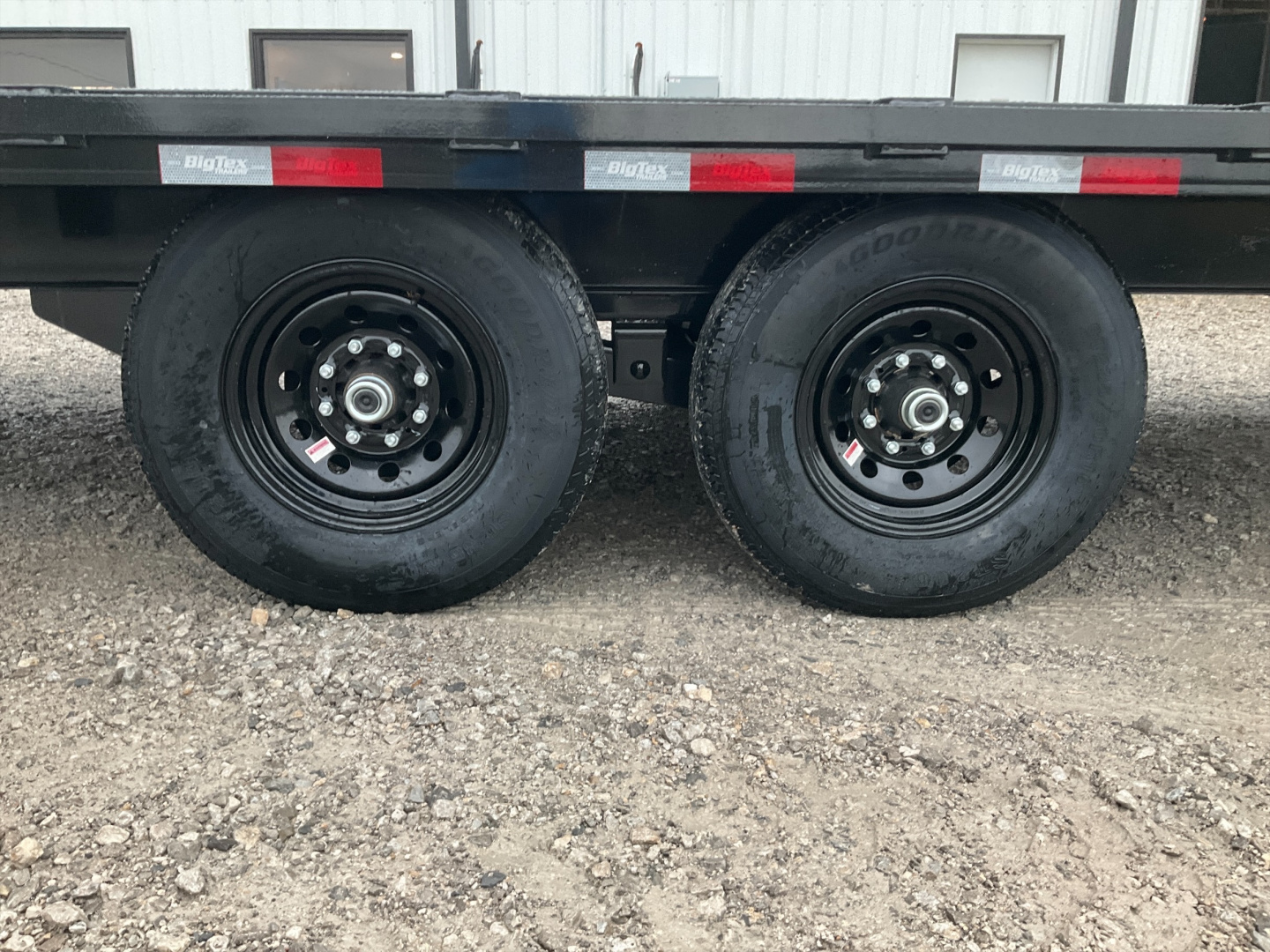New 2026 Big Tex 102"x30' GN Tandem Axle Flatbed – 14GN