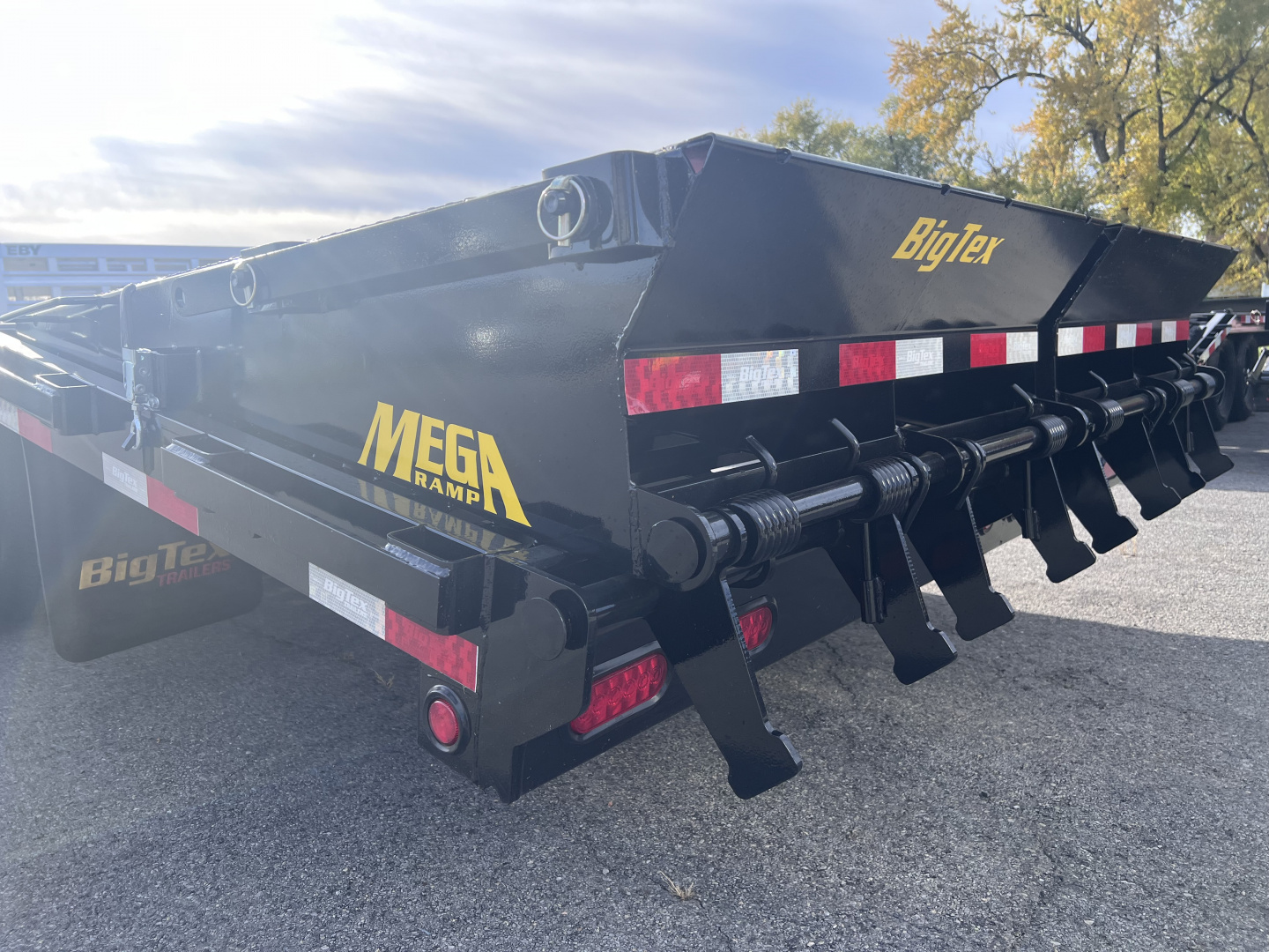 New 2026 Big Tex Trailers 8.5x30+5 23.9K Gooseneck Deckover Trailer