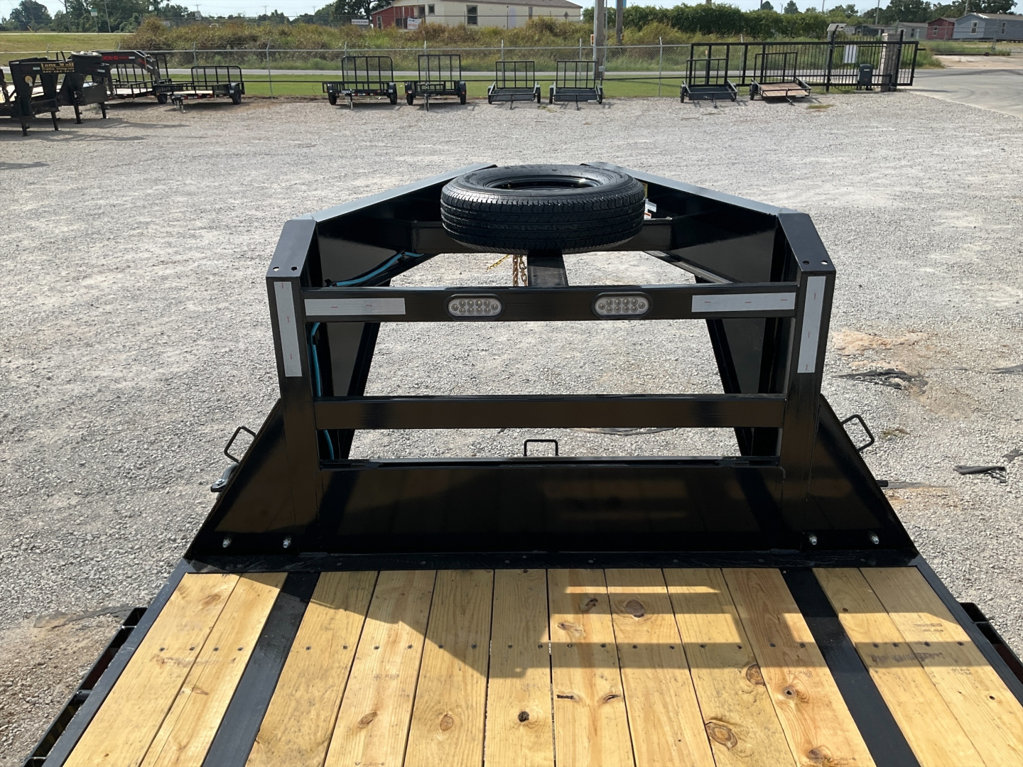 New 2026 Big Tex 102"x33' GN Tandem Axle Flatbed – 14GN