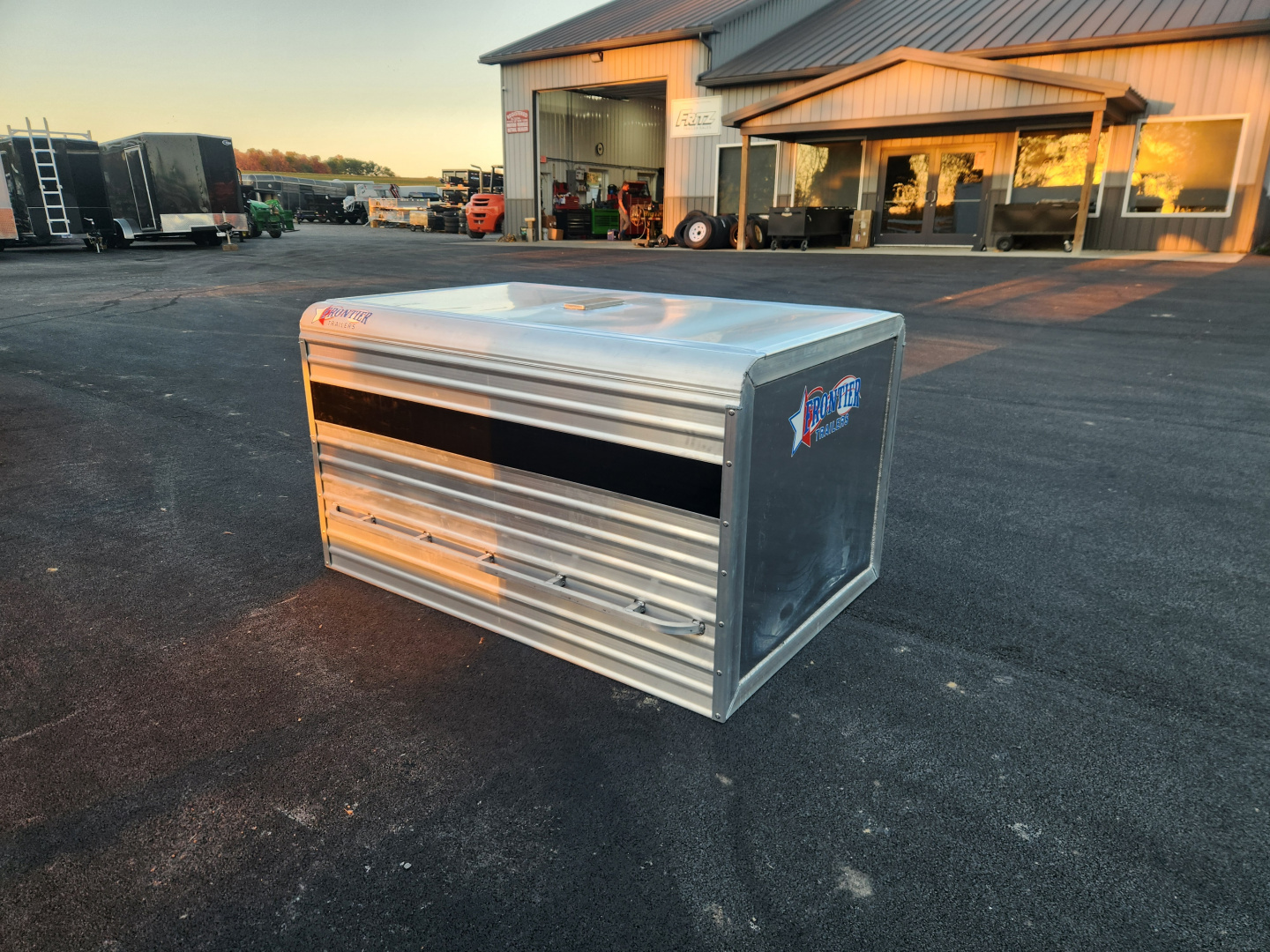 New 2026 Frontier Trailers TRUCK LIVESTOCK TOPPER