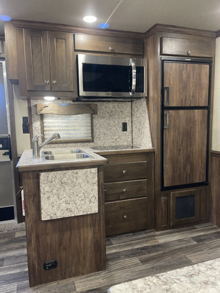 Used 2024 Merhow Trailers 8314-B RWS Horse Trailer