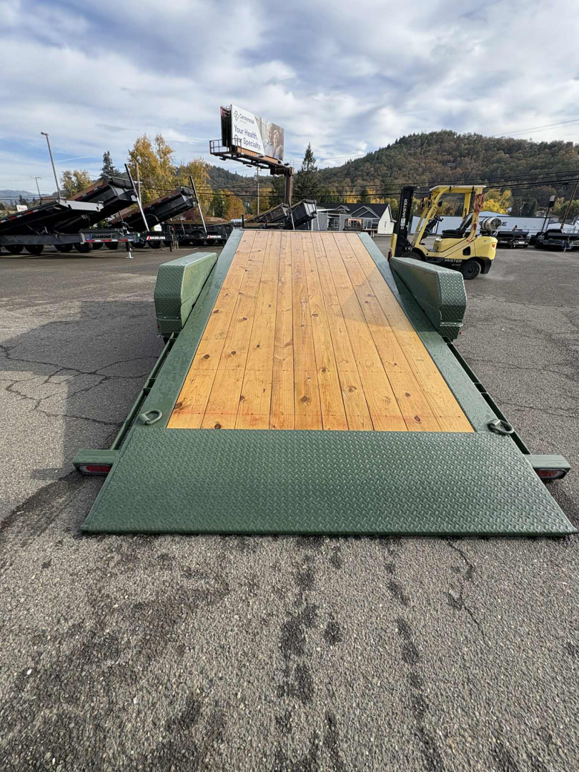 New EQUIPMENT TRAILER 2026 Diamond C HDT207 82X20 14000 GVWR MILITARY GREEN