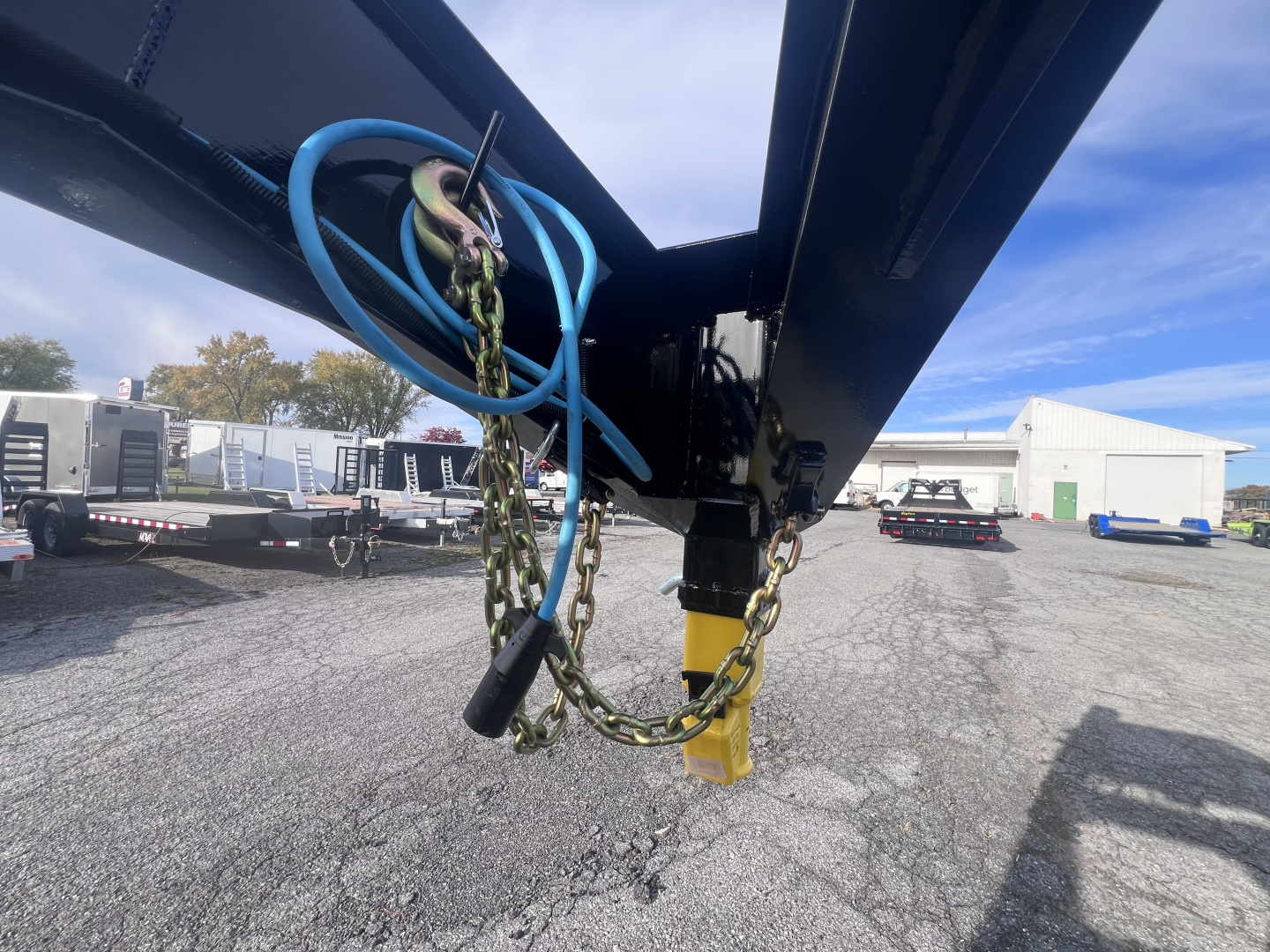 New 2026 Big Tex Trailers 8.5x20+5 15.9K Gooseneck Deckover Trailer