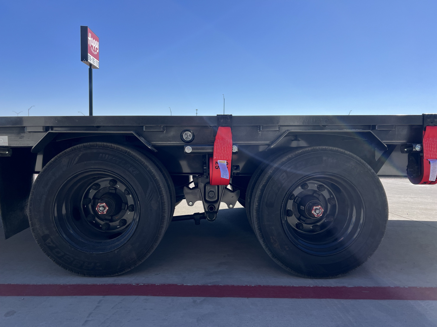 New 2026 MAXX-D 102”x40’ Engineered GN Flatbed – 40K LHX