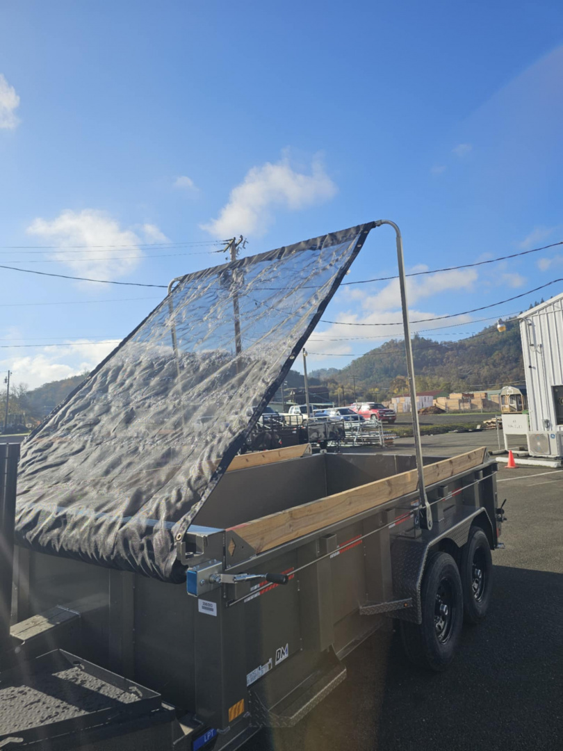 New DUMP TRAILER 2025 Diamond C LPT207 82X14 LOW PROFILE 14000 GVRW METALLIC MOCHA