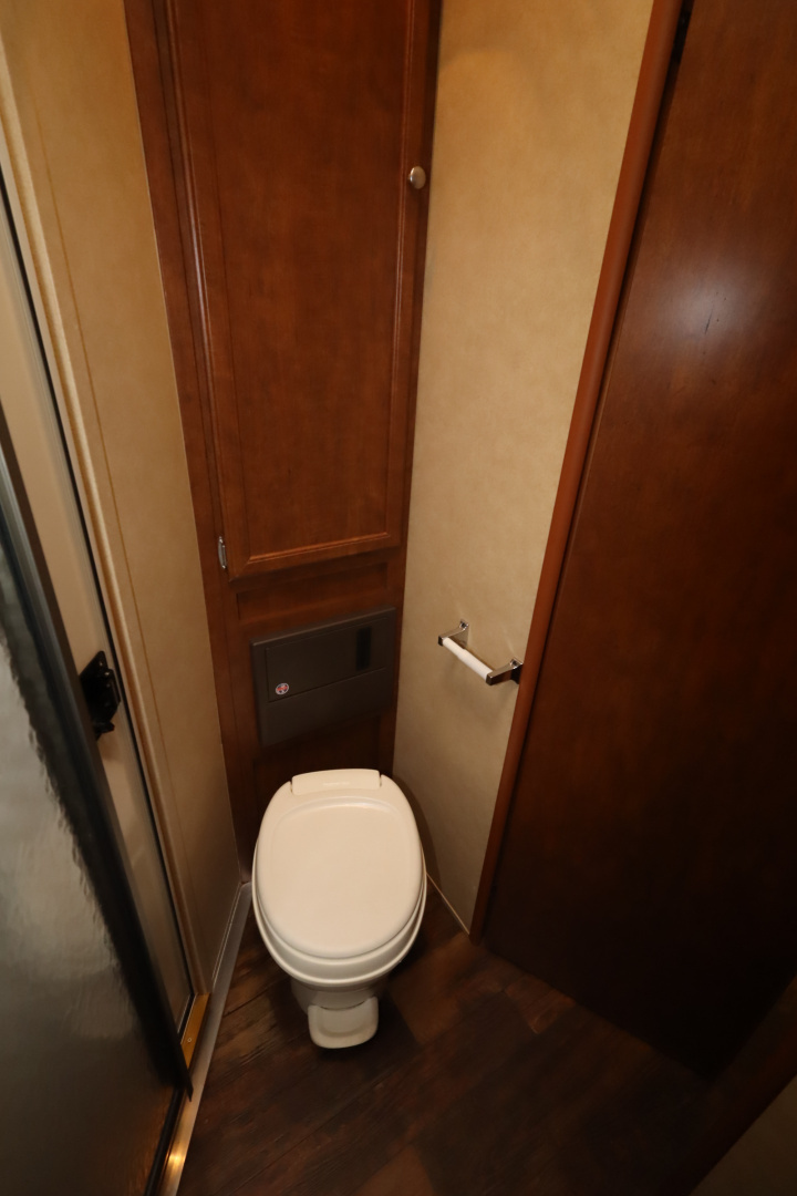 Used 2013 Bison Trailers 3 Horse LQ Horse Trailer