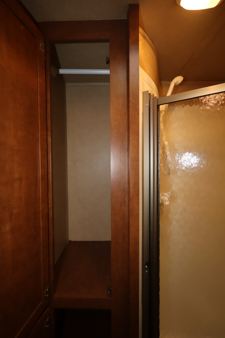 Used 2013 Bison Trailers 3 Horse LQ Horse Trailer