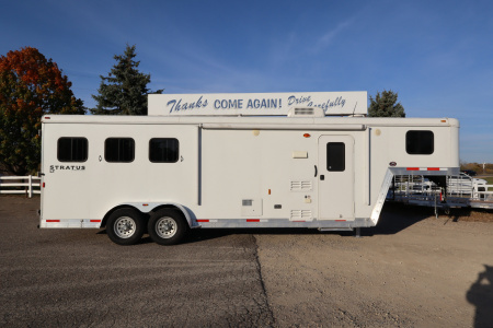 Used 2013 Bison Trailers 3 Horse LQ Horse Trailer