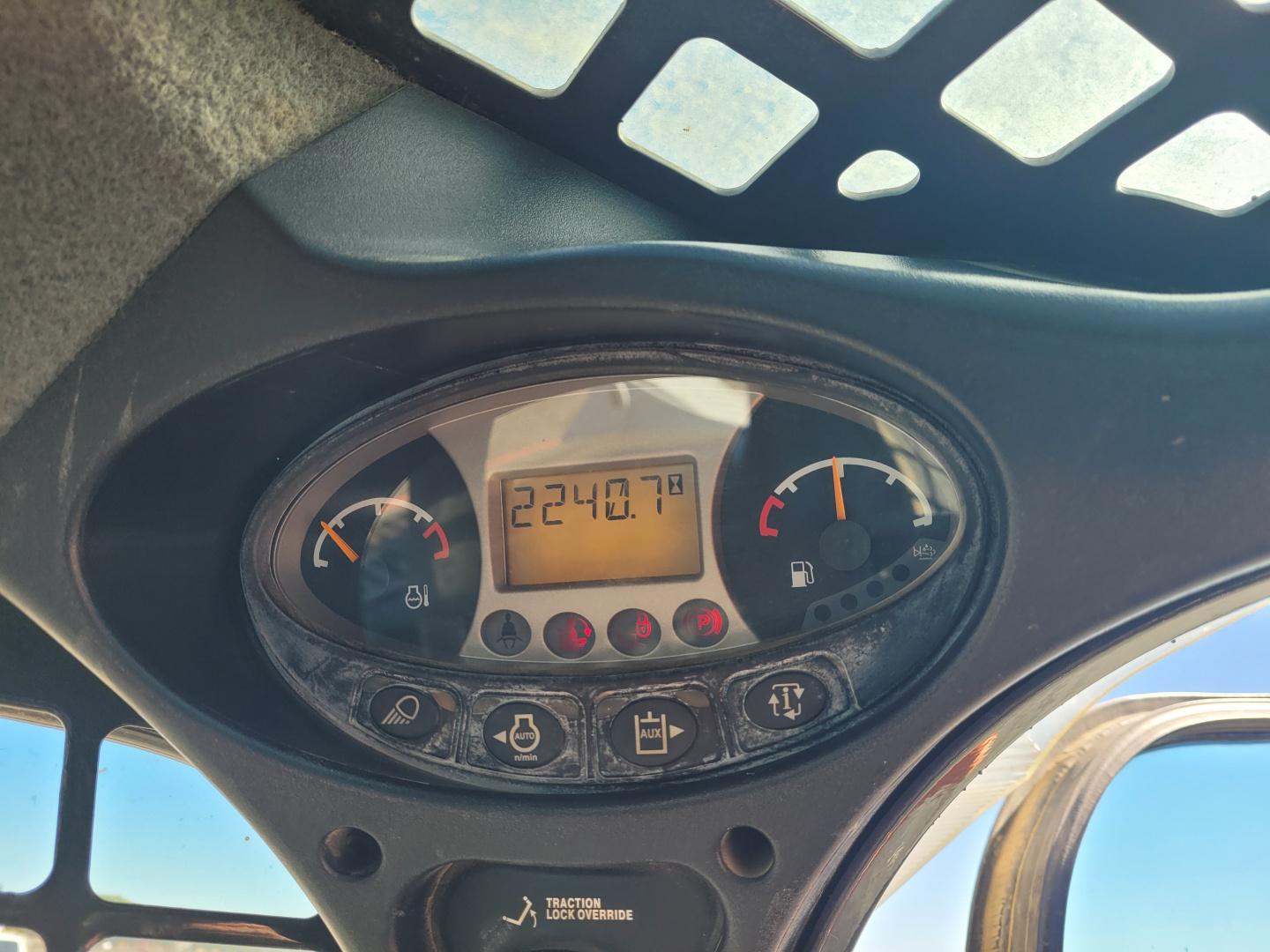 Used 2015 Bobcat S550 Skid Steer