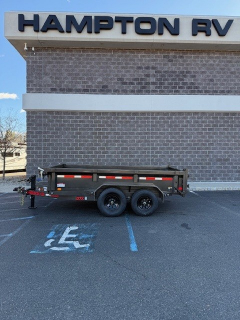 New 2026 MAXX-D D7B7212 Dump Trailer