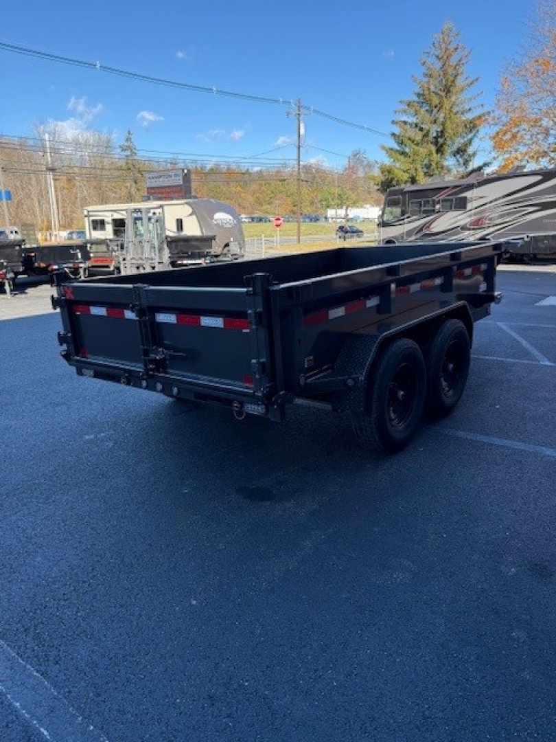 New 2026 MAXX-D D7B7212 Dump Trailer