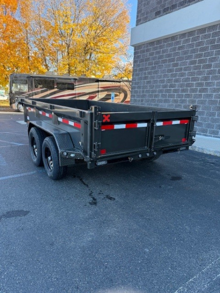 New 2026 MAXX-D D7B7212 Dump Trailer