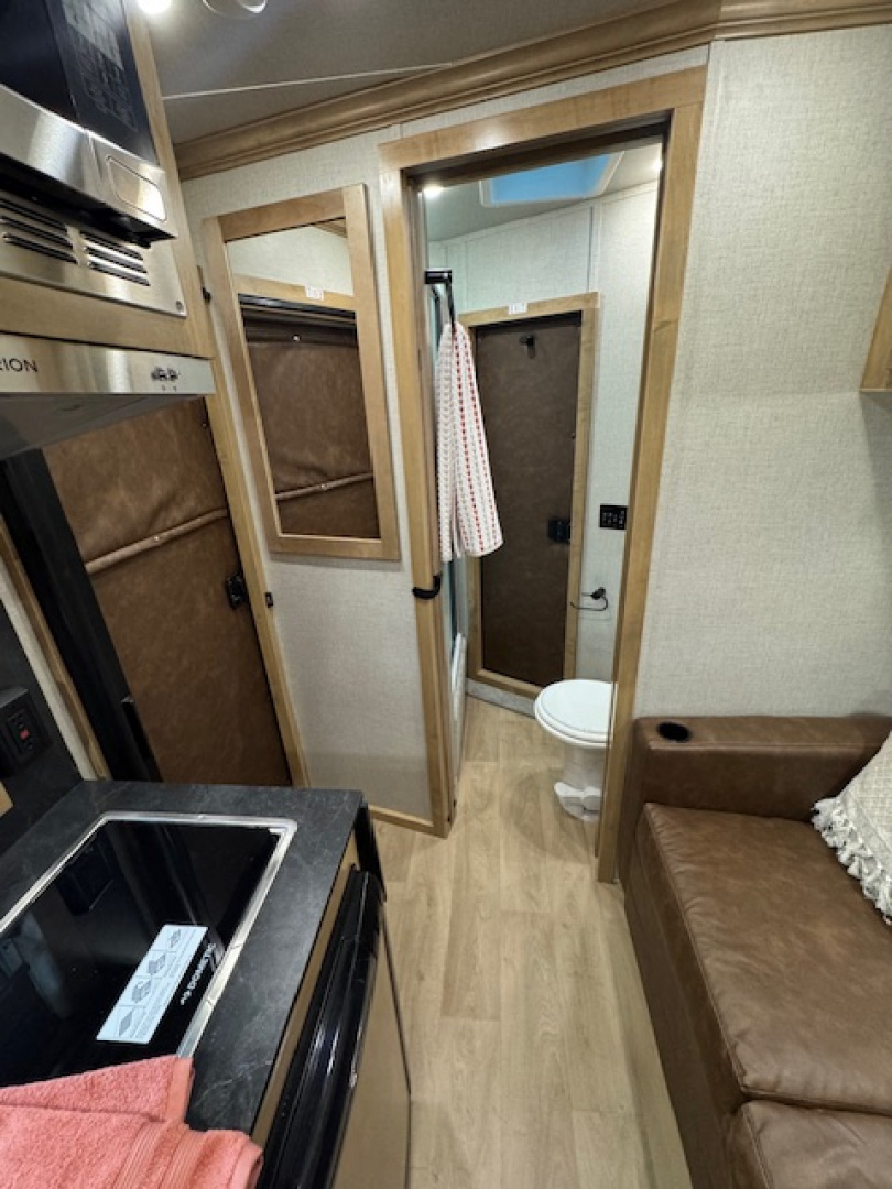 New 2025 Exiss Trailers 2025 Exiss Escape 7306 LQ Horse Trailer