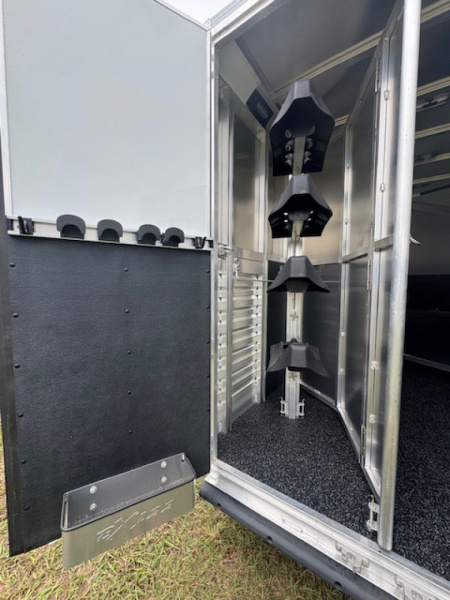 New 2025 Exiss Trailers 2025 Exiss Escape 7306 LQ Horse Trailer