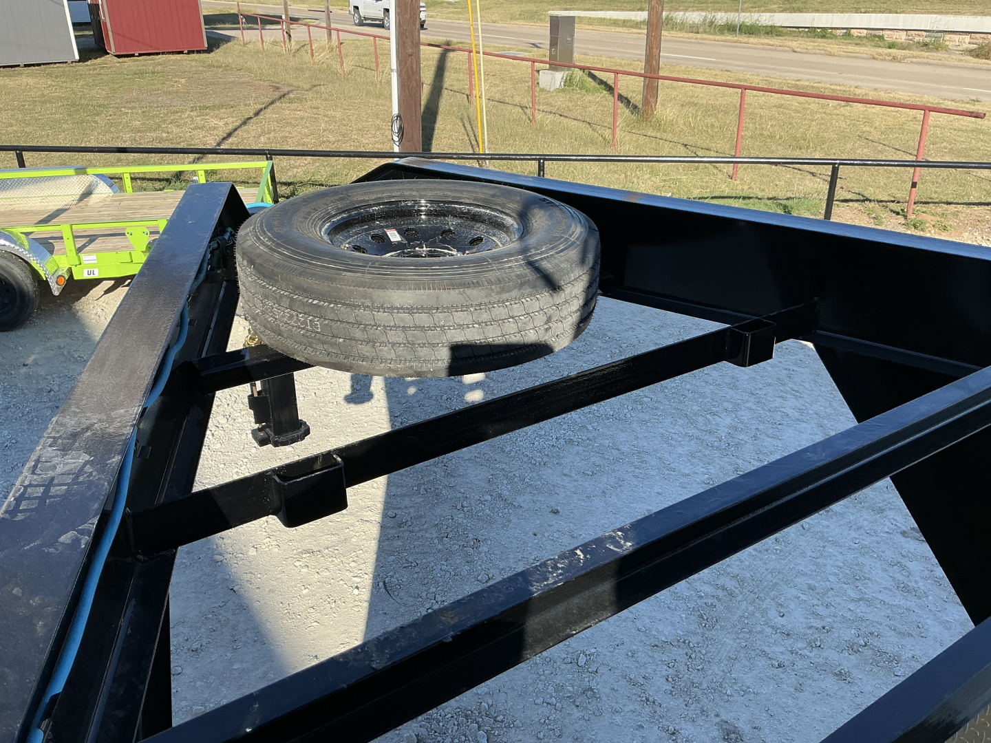 New 2026 PJ 83"x16' GN Tandem Axle Low Pro Telescopic Dump w/ 48" Sides - DT