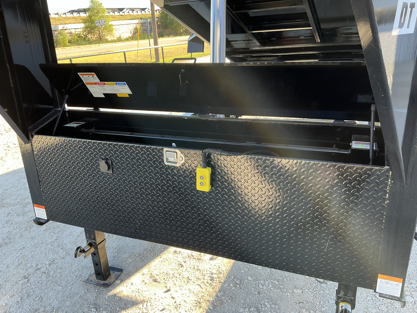 New 2026 PJ 83"x16' GN Tandem Axle Low Pro Telescopic Dump w/ 48" Sides - DT