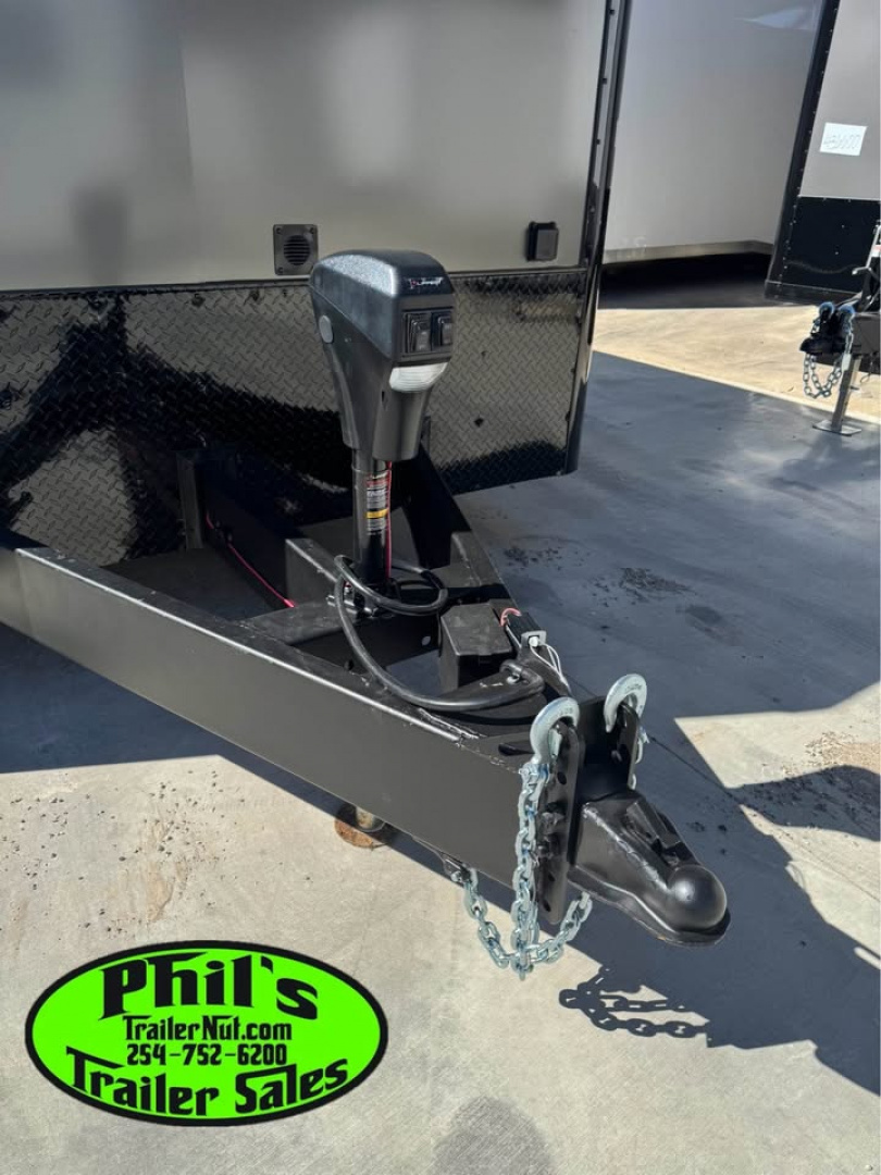 New Pace American 8.5X28 Car / Racing Trailer ENCLOSED CAR HAULER UPGRADED .080 EXTERIOR & REAR WING