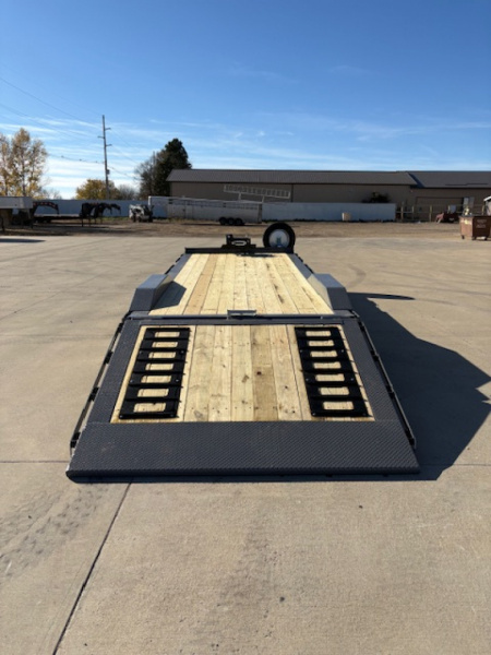 New 2026 Midsota 26ft Widebody, Hydraulic beavertail, bumper pull trailer