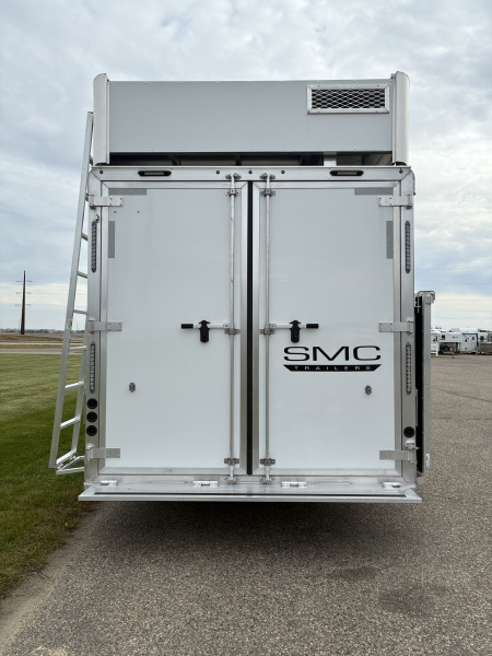 New 2026 SMC Laramie L8514SSRT 5H 14' LQ Horse Trailer