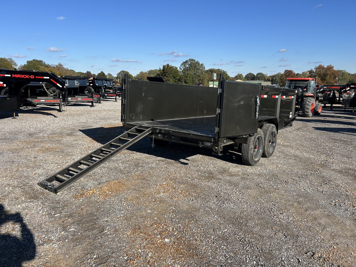 New 2026 MAXXD Dump Trailer | 83" x 16' 17.5K GVWR