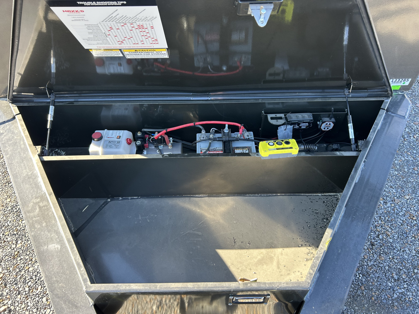 New 2026 MAXXD Dump Trailer | 83" x 16' 17.5K GVWR