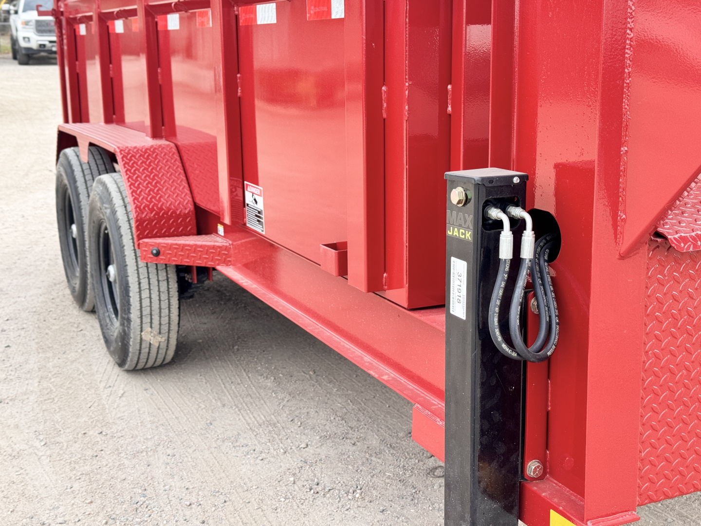 New 2026 Load Trail 7-14-4H Telescopic Gooseneck Dump W/ Hydraulic Jacks 7K Axles