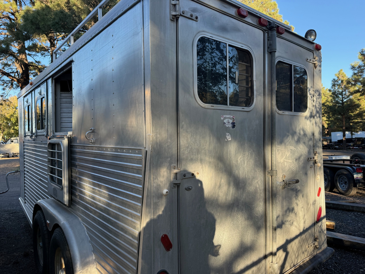 Used USED 1992 Sooner 3 Horse Slant Stock / Stock Combo Trailer