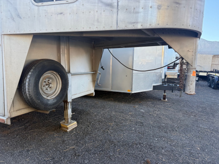 Used USED 1992 Sooner 3 Horse Slant Stock / Stock Combo Trailer