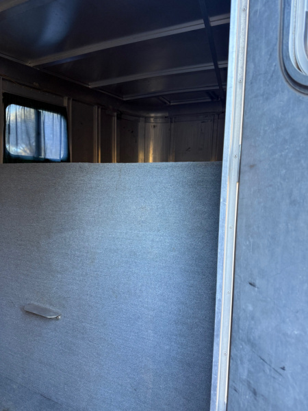 Used USED 1992 Sooner 3 Horse Slant Stock / Stock Combo Trailer